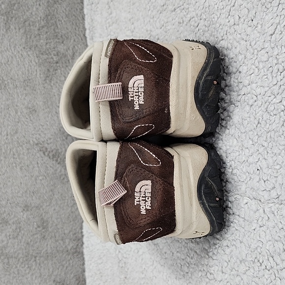 The North Face Women's 9/10 Suede Primaloft Insulated Moc Slip On Sneaker Shoes - Picture 6 of 14